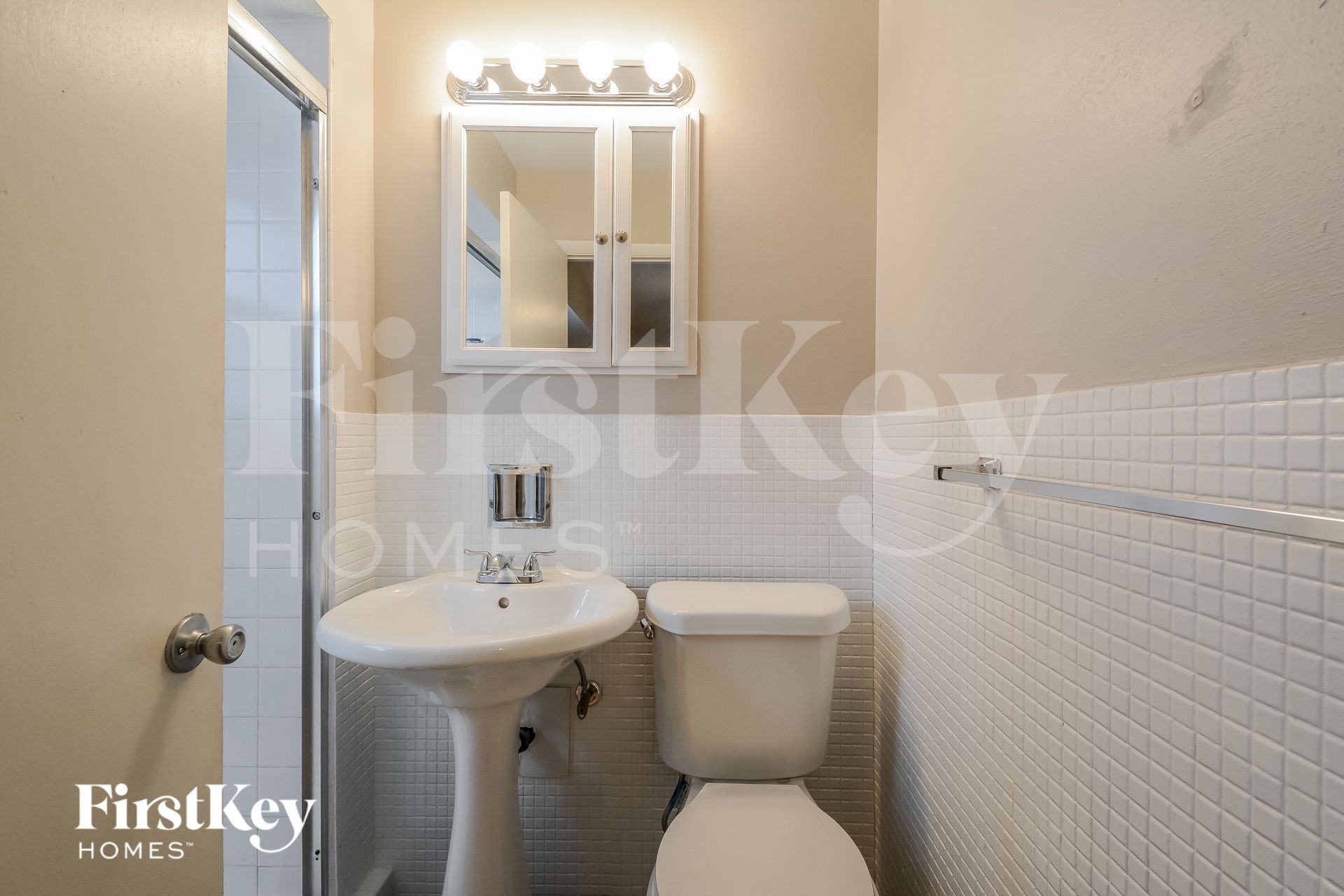 Building Photo - 1432 Glenmeade Dr