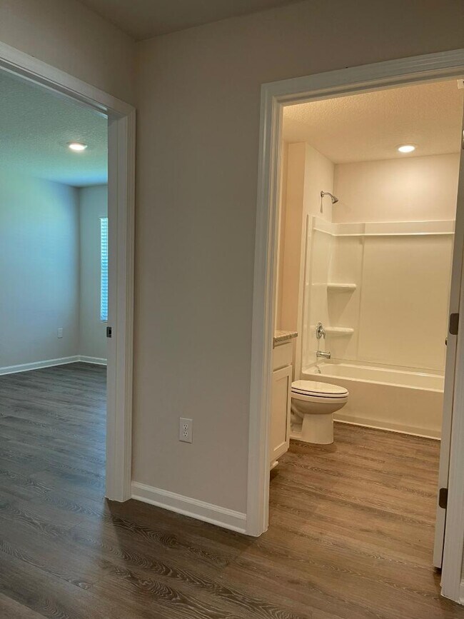 Building Photo - 3994 Whitetail Ln