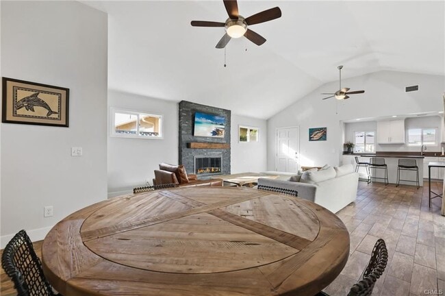 Building Photo - 630 Indianapolis Ave