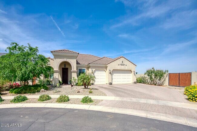 Primary Photo - 8428 S 16th Dr