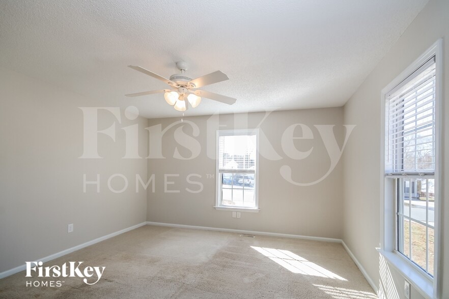 Building Photo - 4117 Ringtail Ct SE