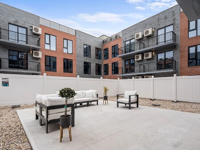 Building Photo - 1238 63rd St