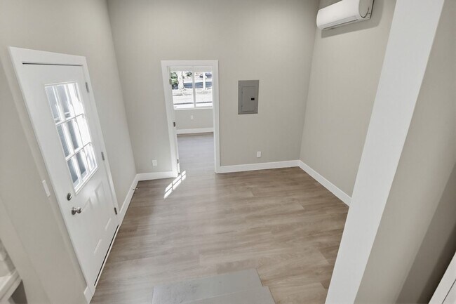 Building Photo - 54TH STREET 2985-2987 FRONT UNITS