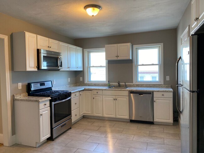 Building Photo - Trump Property