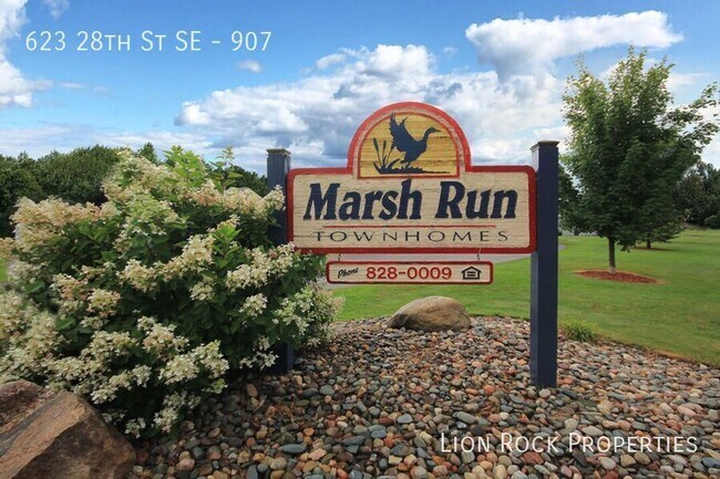 Building Photo - 623 28th St SE