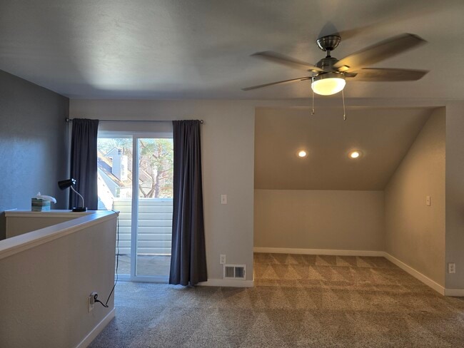 Building Photo - 2415 S Xanadu Way