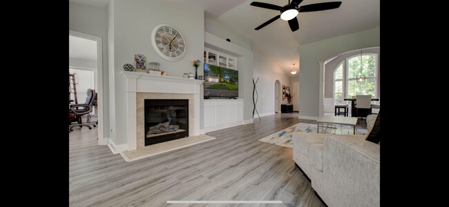 Building Photo - 752 Maidencane Dr