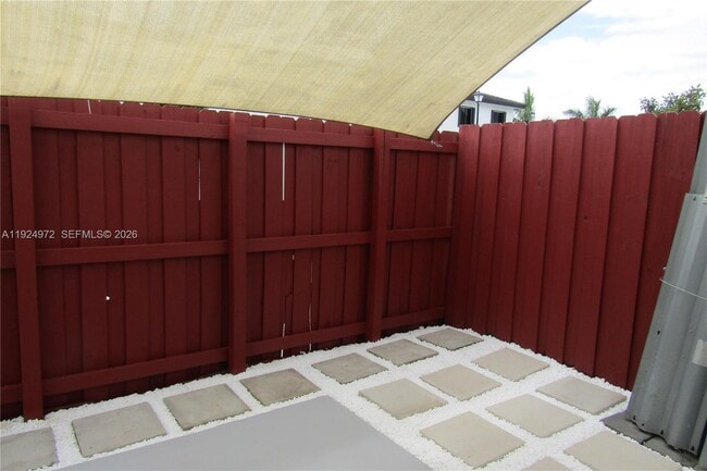 Building Photo - 13344 Tropical Ave