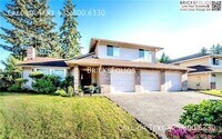 Building Photo - Beautiful Silver Lake Residence in Everett