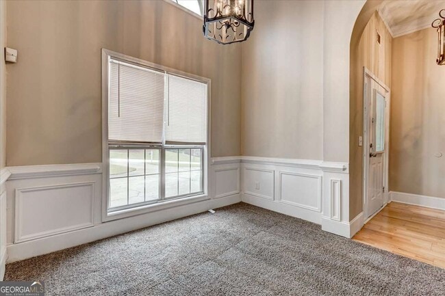 Building Photo - 25 Wisteria Cir