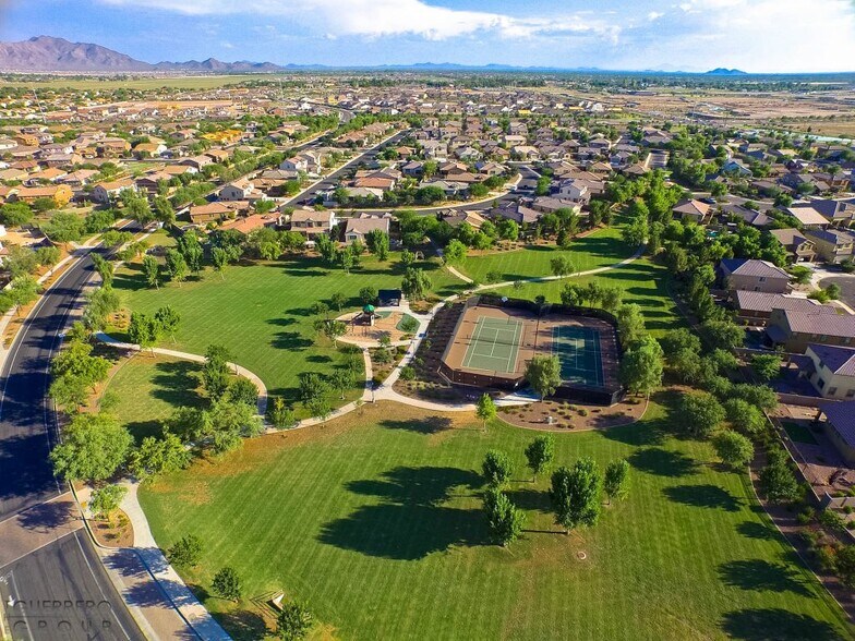 Building Photo - 4865 S Twinleaf Dr