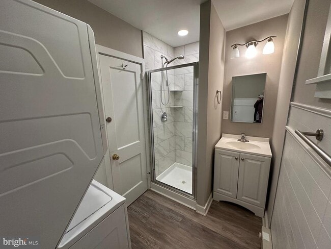 Building Photo - 3304 Swede Rd