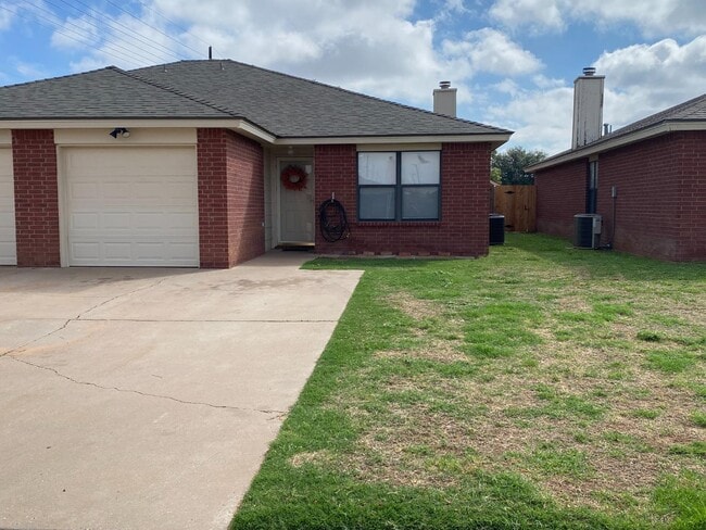 Primary Photo - 401 Kline Ave