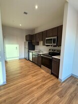 Building Photo - 1002 Tremont St