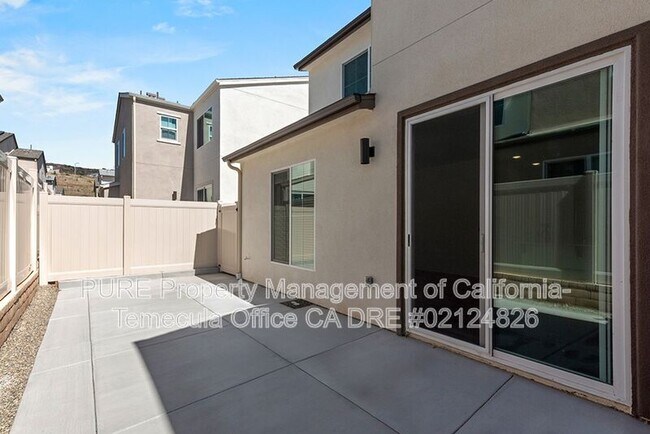 Building Photo - 208 Canopy Trails Pl