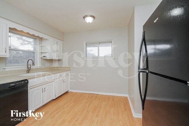 Building Photo - 1407 Evers Ave