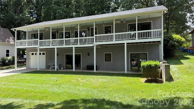 Building Photo - 16318 Stinson Cove Rd
