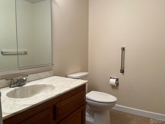 Building Photo - 333N Newport Way