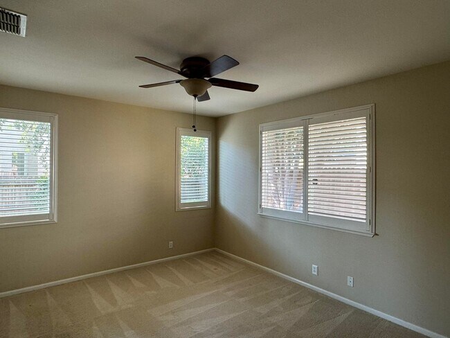 Building Photo - Home for Rent in Carmichael, CA