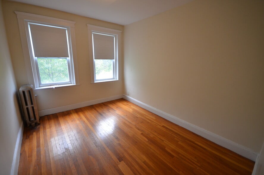 Building Photo - 9A Egremont Rd