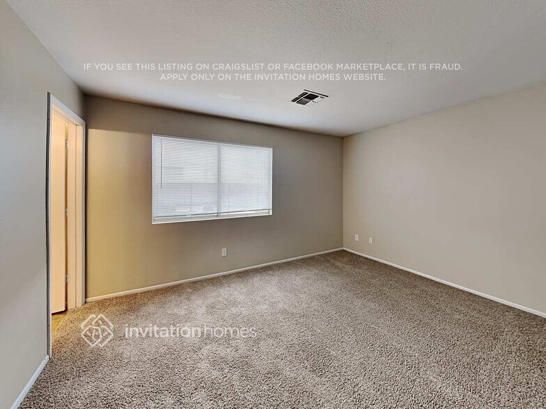 Building Photo - 8315 W Clear Stream Dr
