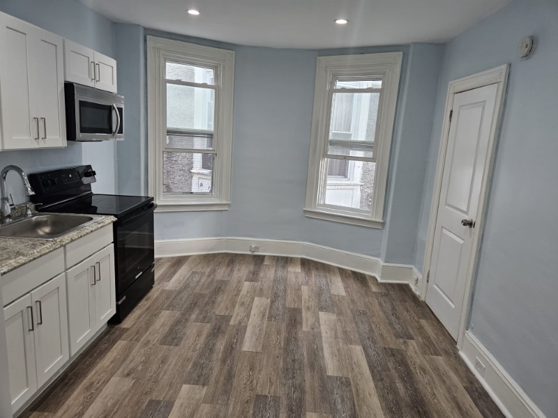 Building Photo - 16 S 50th St