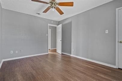 Building Photo - 804 Custer St