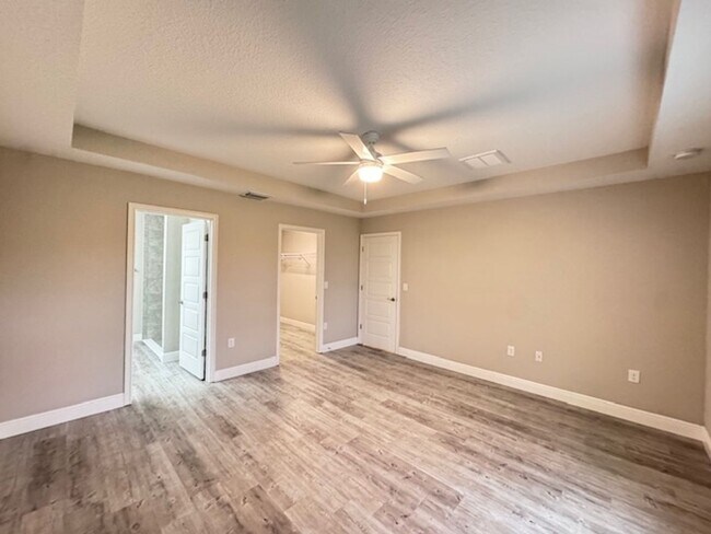 Building Photo - Coming Soon - Custom Home - Desirable SE O...