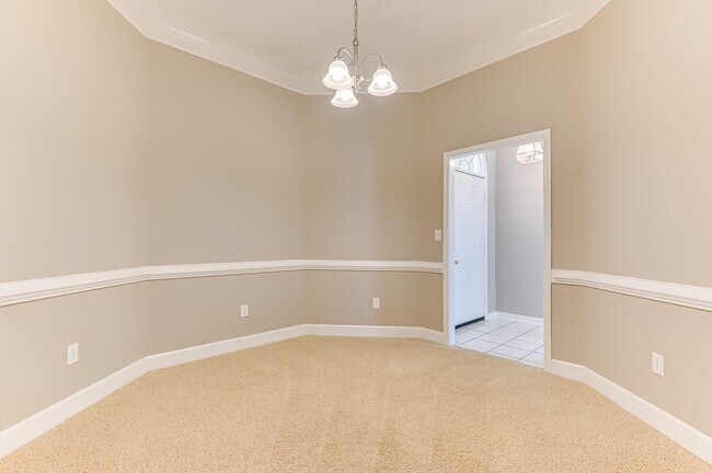 Building Photo - 208 Stonington Dr