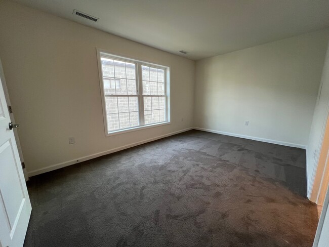 Building Photo - New Star Greenwich, LLC