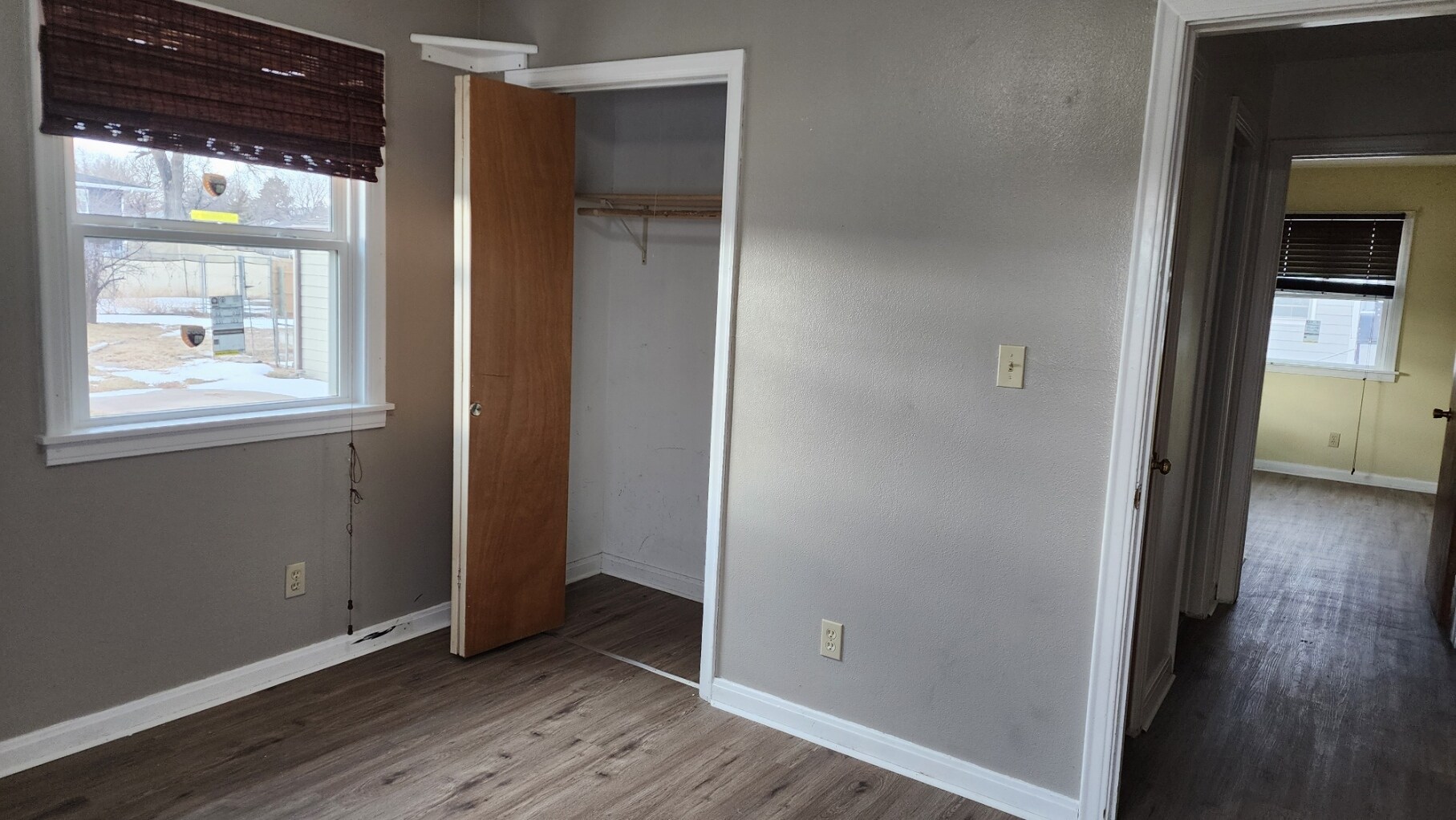 Building Photo - 1133 Country Club Dr