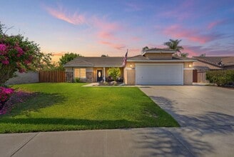 Building Photo - 3006 Mission Dr