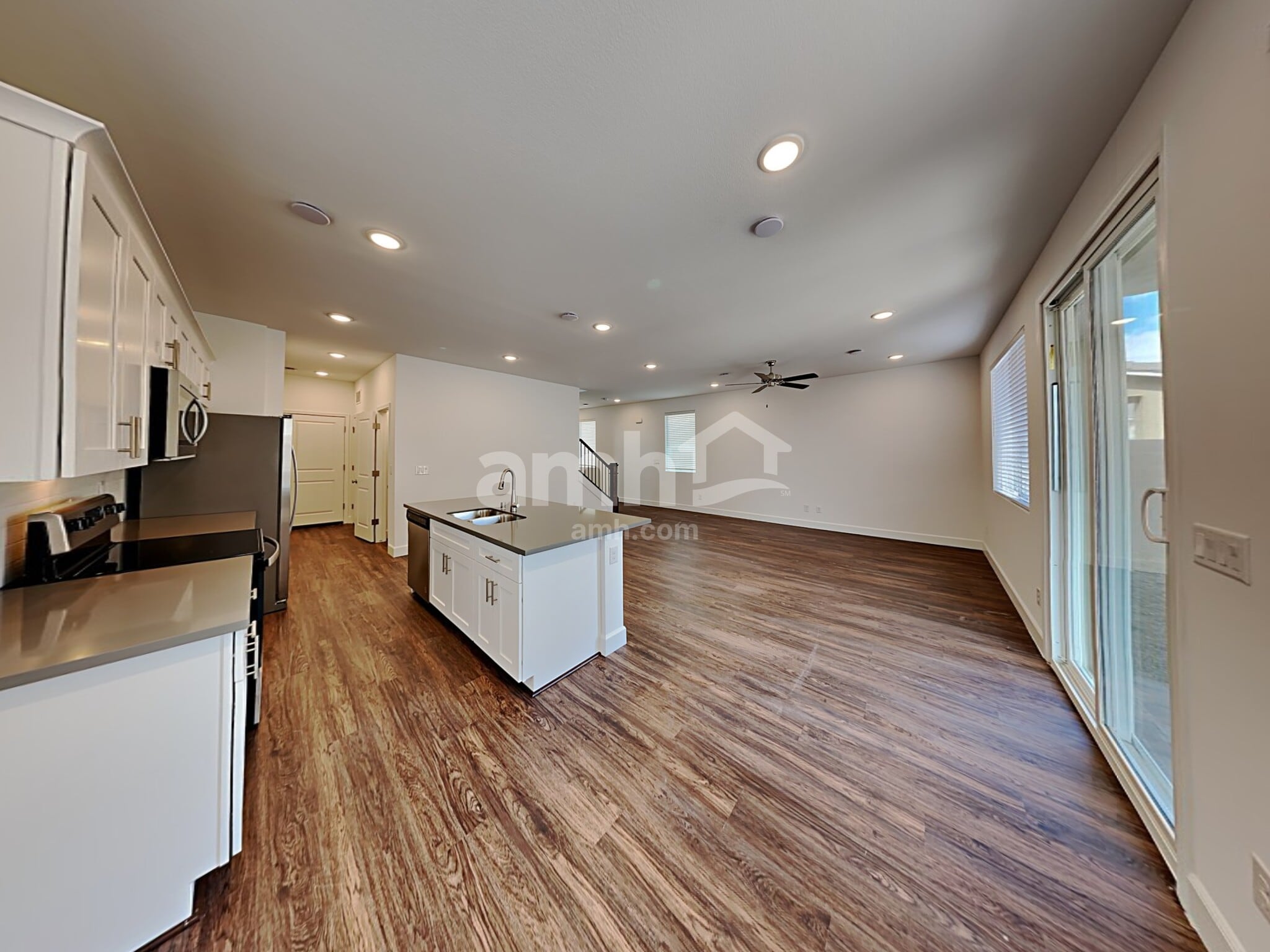 Building Photo - 9142 Crocker Pt Ct