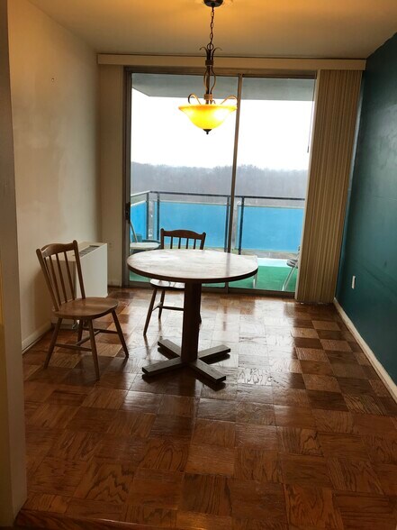 Building Photo - 10500 Rockville Pike