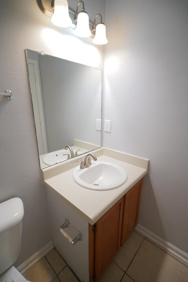 Building Photo - 2446 Talco Hills Dr