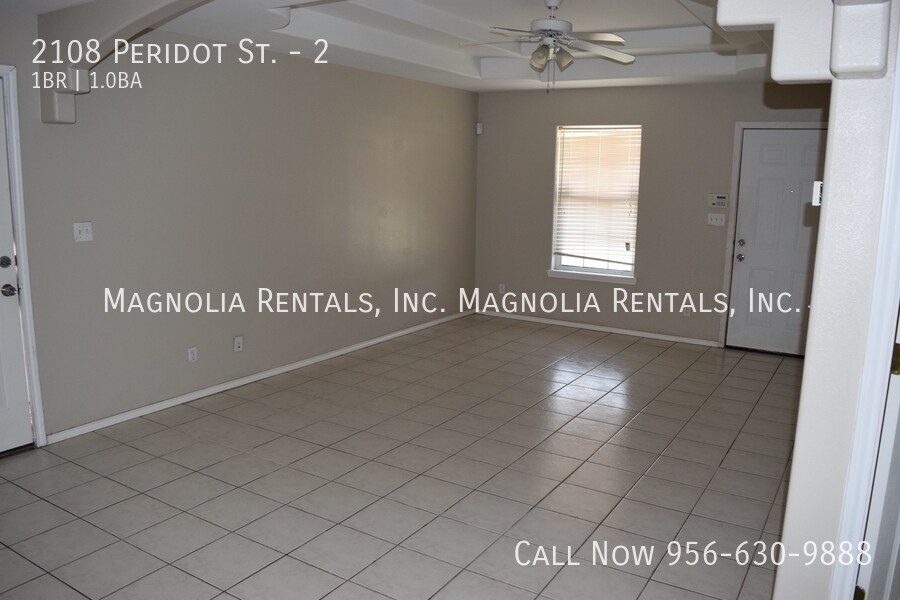Building Photo - 2108 Peridot St
