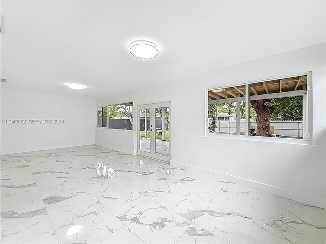 Building Photo - 4008 Adams St