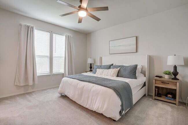 Building Photo - Beautiful Home in Highly Desired Sunset Pointe- 3 Bed, 2 Bath in SW Fort Worth- Crowley ISD- 76123