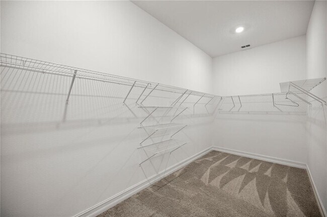 Building Photo - 719 SE 41st St