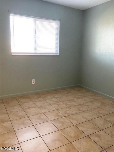 Building Photo - 1423 Andalusia Blvd