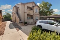 Building Photo - Updated 2-Bed, 2-Bath Condo Just 15 Minute...