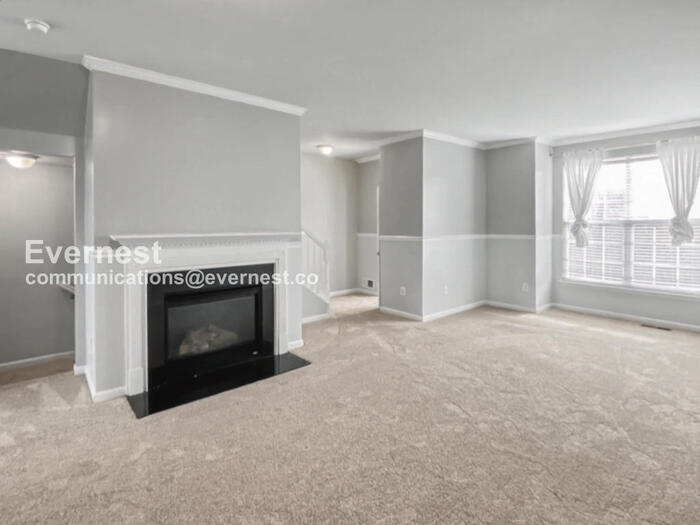 Building Photo - 129 Macon Dr