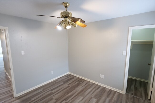 Building Photo - 17427 Hamilwood Dr