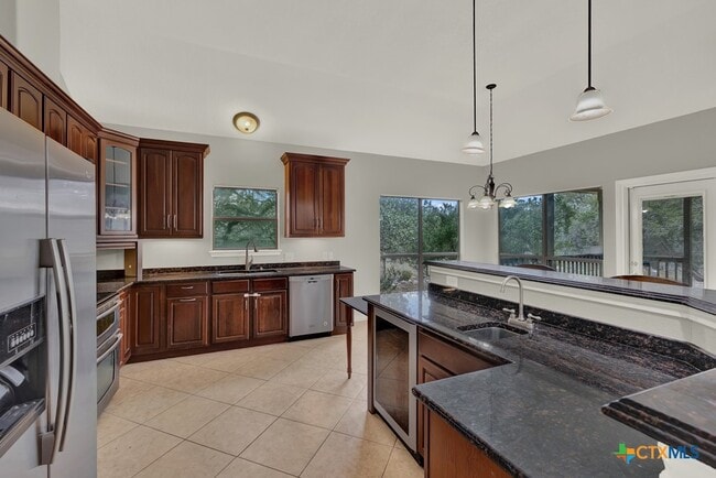 Building Photo - 923 Krona Ct