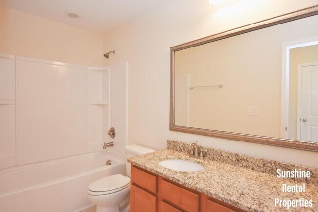 Building Photo - 3152 Bramble Glen Dr