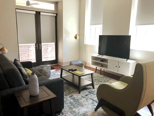 TV Area - 820 Union St