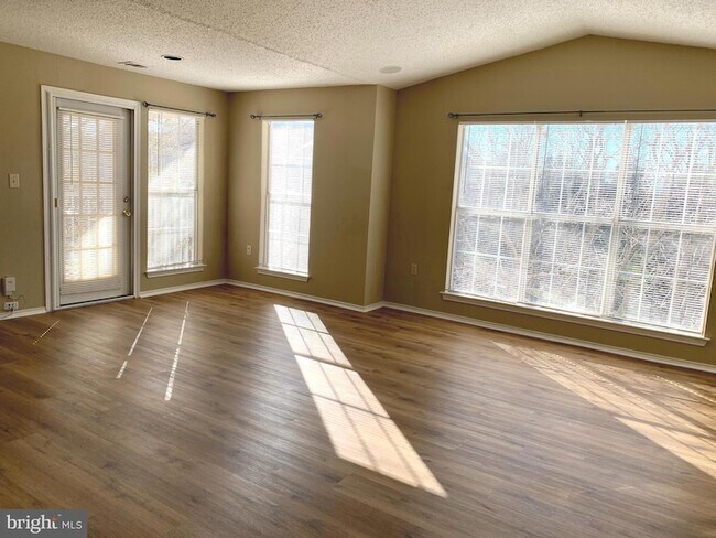 Primary Photo - 21033 Timber Ridge Terrace