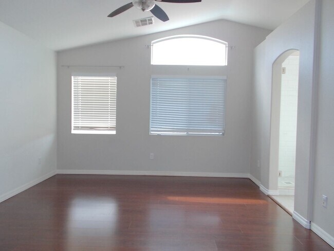 Building Photo - Spacious 4-Bedroom Home with Pool & 3-Car ...