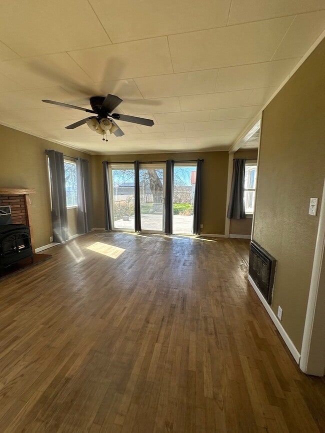 Building Photo - 2800 Watson St