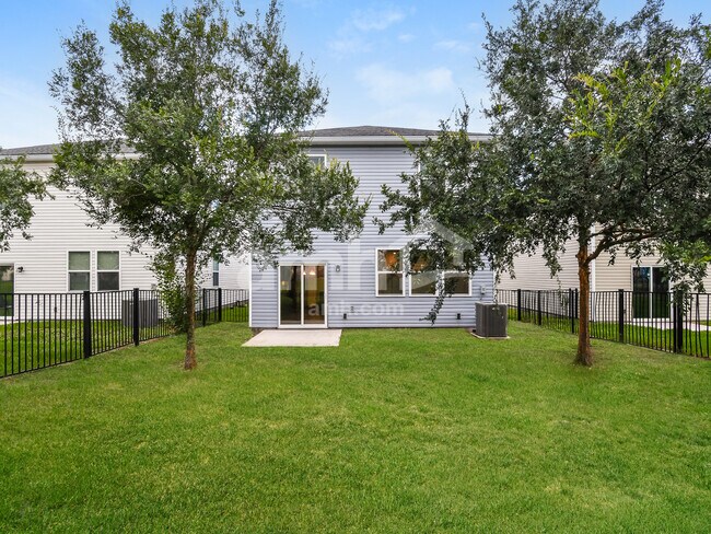 Building Photo - 8559 Highfield Ave
